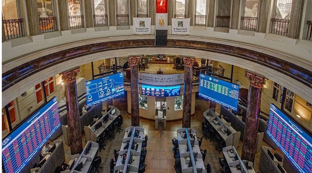 الإمارات الدولية تخفض حصتها في أسهم القلعة للاستثمارات