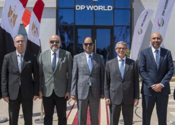 رئيس الجمارك يزور دي بي ورلد – السخنة ويؤكد الشراكة الاستراتيجية لدعم التجارة