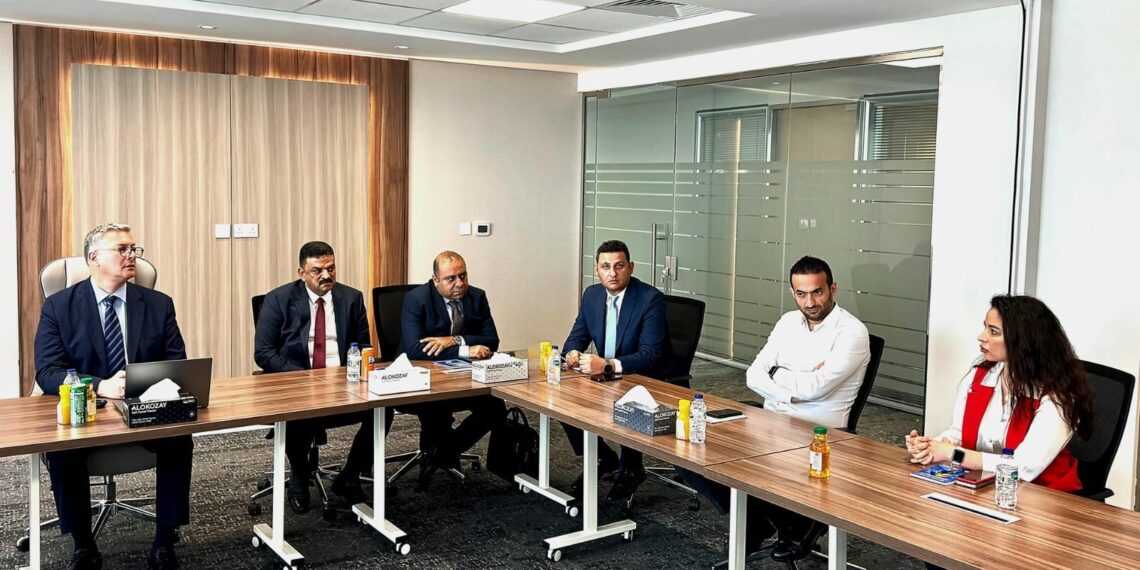 وزير البترول والثروة المعدنية يتفقد مقر شركة إنبي في أبوظبي