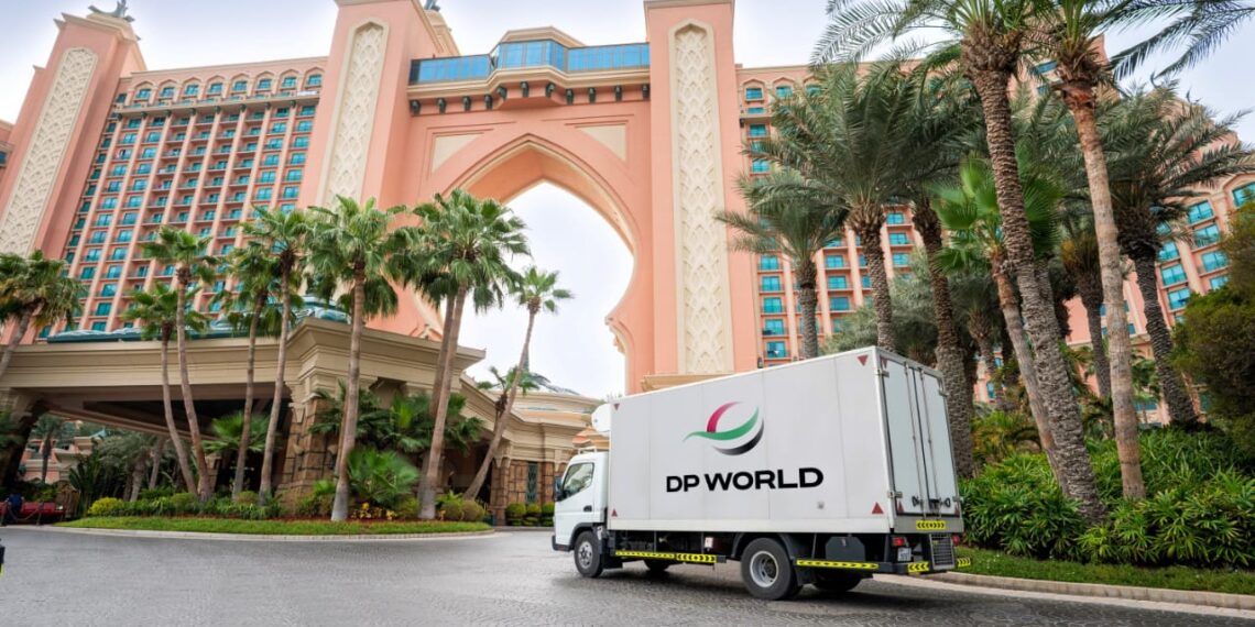 دي بي ورلد وأتلانتس دبي: شراكة لوجستية تدعم قطاع الضيافة الفاخرة