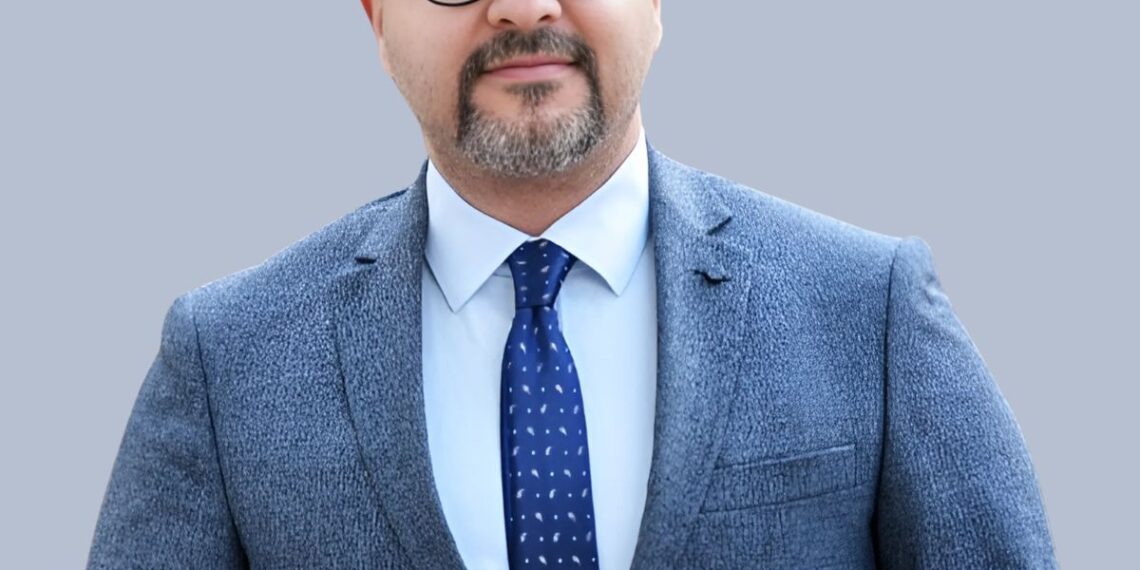 القاضي: الذكاء الخارق يهدد مستقبل البشرية