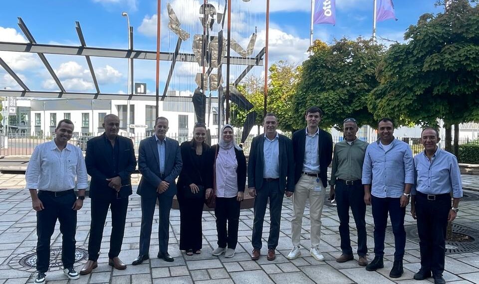 وفد من وزارة التضامن يزور ألمانيا لتجهيز مراكز توطين صناعة الأطراف الصناعية في مصر