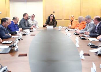 وزيرة التضامن تترأس اجتماع اللجنة العليا لمتابعة الشكاوى والطلبات والخدمات بالوزارة