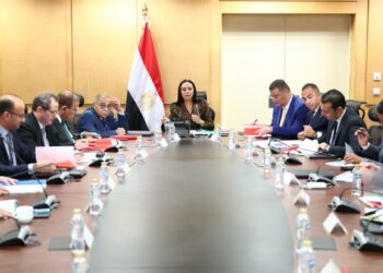 وزيرة التضامن تترأس اجتماع صندوق دعم مشروعات الجمعيات والمؤسسات الأهلية