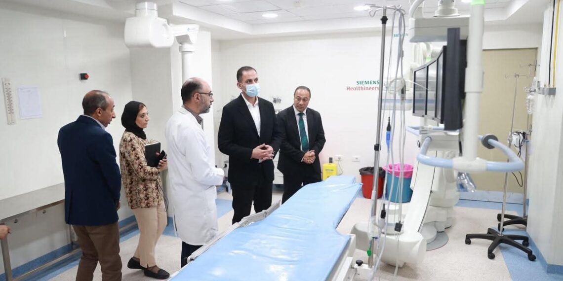نائب وزير الصحة يتفقد مشروع تطوير مستشفى أبنوب المركزي بأسيوط