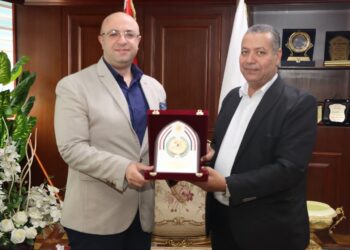 محافظ بنى سويف يُكرم المهندس جمعة علي عبد الحفيظ لترقيته وكيلاً لوزارة التموين بالفيوم