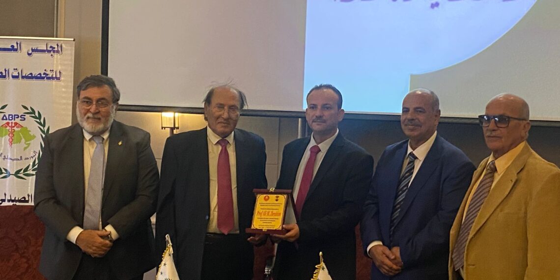 بروتوكول تعاون أكاديمي بين اتحاد الصيادلة العرب والجامعة الهاشمية لإدارة الرعاية العلاجية