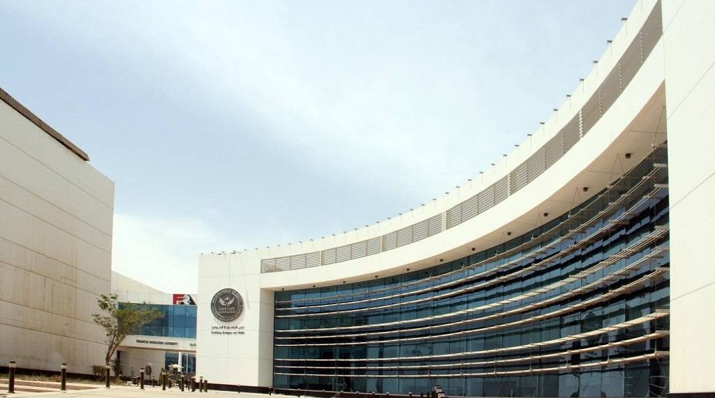 الرقابة المالية توافق على دمج 3 شركات تابعة للشرق الأوسط لصناعة الزجاج