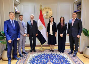 وزيرة التضامن الاجتماعي تلتقي سفير إيطاليا بالقاهرة