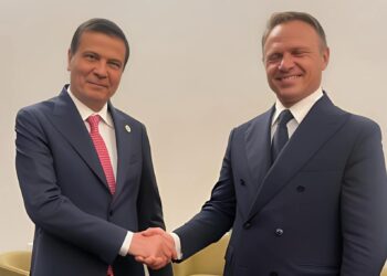 وزير الزراعة يلتقي نظيره الإيطالي لتعزيز التعاون المشترك