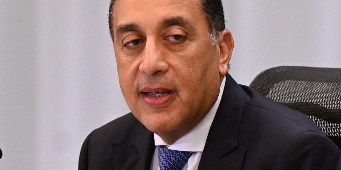 رئيس الوزراء يُغادر إلى نيويورك لترؤس وفد مصر في مؤتمر حل الدولتين