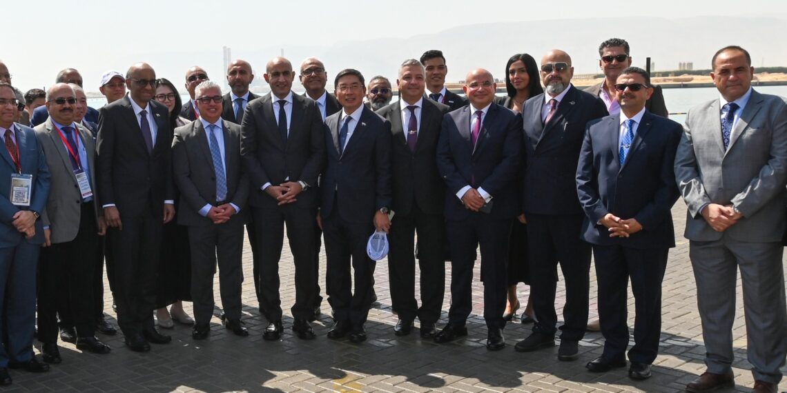 دي بي ورلد تستقبل رئيس جمهورية سنغافورة والوفد الرسمي المرافق له