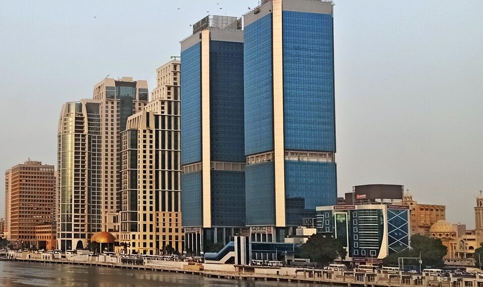 محفظة قروض البنك الأهلي ترتفع 64% لتسجل 3.9 تريليون جنيه في 2024