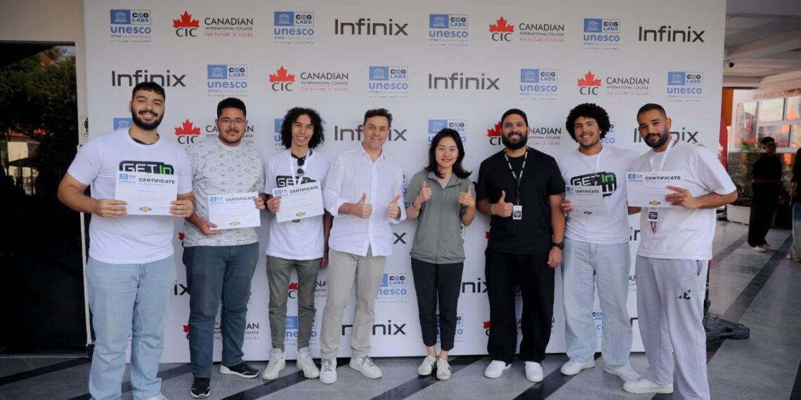 انفينيكس تنظم ورشة عمل للذكاء الاصطناعي والروبوتات بالتعاون مع اليونسكو