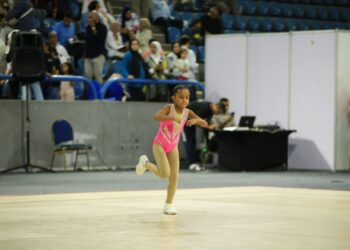 فريدة محمد سعدي تخطف الأنظار في بطولة كأس مصر للجمباز بإستاد القاهرة