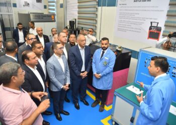 وزير الاستثمار يفتتح المرحلة الثانية من المعامل الصناعية المركزية بميناء العين السخنة