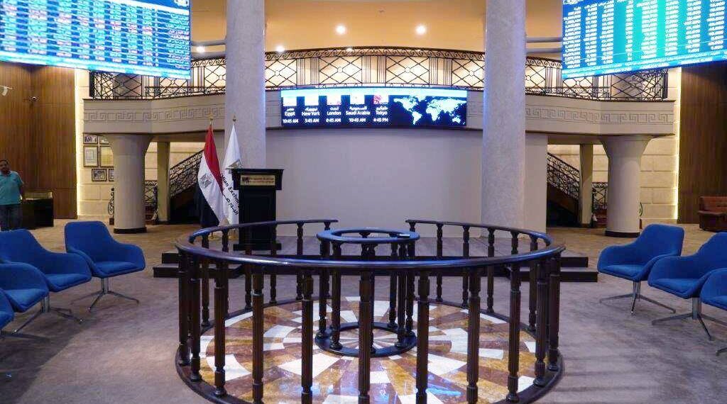 تباين مؤشرات البورصة المصرية.. و”الثلاثيني” يتراجع وسط مبيعات عربية ومشتريات محلية وأجنبية