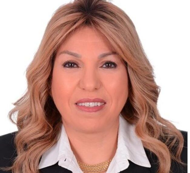 الاقتصادي نيوز يهنئ الدكتورة أماني فاخر لتعيينها عضوًا بمجلس الشيوخ