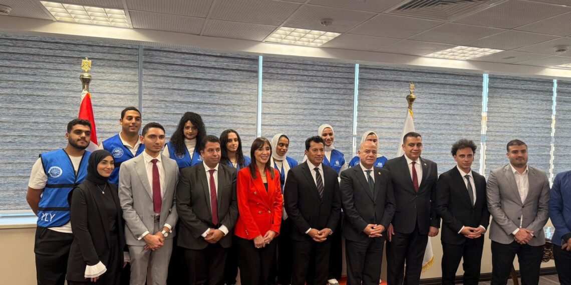 اتحاد YLY يطلق شراكة مع كوكاكولا هيلينك مصر لدعم وتأهيل الشباب