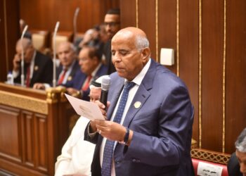 حلمي جاويش يؤدي اليمين الدستورية خلال الجلسة الافتتاحية لمجلس الشيوخ