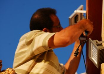 سيجنيفاي ومصر الخير توفران إضاءة شمسية مستدامة بالمناطق المستحقة