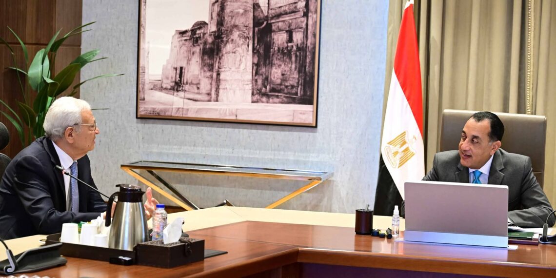 رئيس الوزراء يبحث تحسين منظومة التحول الرقمي وبيئة الأعمال