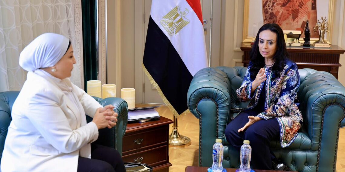 وزيرة التضامن تبحث انضمام اتحاد تمويل المشروعات الصغيرة لبرنامج التمكين الاقتصادي