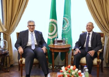 رئيس الأكاديمية العربية يستقبل امين المجلس الأعلى للجامعات بأبو قير