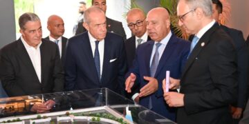 مصر تنطلق بخطوات واثقة نحو صناعة السيارات الخضراء بافتتاح مصنع ماك