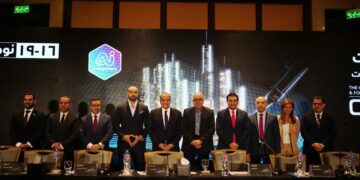 الذهب يتجاوز 4000 دولار بدعم من تراجع الدولار