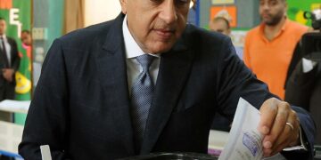 رئيس الوزراء يُدلي بصوته في انتخابات مجلس النواب 2025