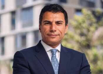 أيمن عامر: السوق العقاري لا يشهد فقاعة وفرص كبيرة لبيع العقارات للأجانب
