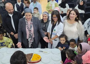 رئيسة القومي للطفولة والأمومة تزور الأطفال بمستشفى أبو الريش الياباني