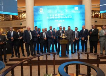 البورصة تشارك شركة توسع للتخصيم فعالية قرع الجرس بمناسبة بدء التداول