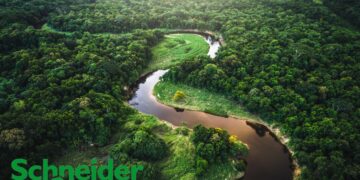 شنايدر إلكتريك تحقق نتائج قوية في الربع الثالث 2025 وتؤكد ريادتها في الاستدامة