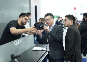 أوبو تكشف عن أحدث هواتفها الرائدة Find X9 Pro في معرض Cairo ICT 2025