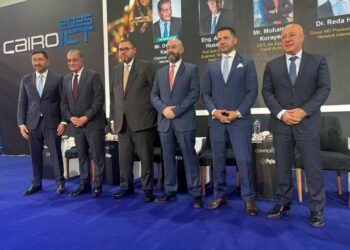 يحيى أبو الفتوح: الذكاء الاصطناعي يغيّر قواعد اللعبة المصرفية ويعزز تجربة العملاء