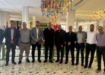 بيك الباتروس و مانتراك يوقعان شراكة استراتيجية لتعزيز كفاءة منظومة الطاقة