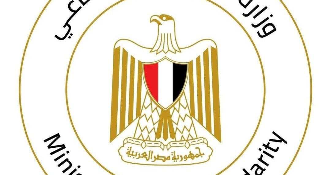 وزيرة التضامن توجه التدخل السريع بالتعامل مع حالات كبار بلا مأوى فى القاهرة والجيزة