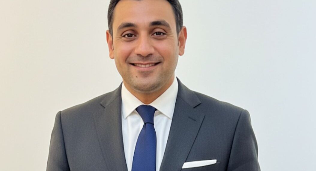 محمود الحلفاوي يحذر من الركود التضخمي العالمي وينصح بتنويع المحافظ الاستثمارية    