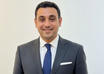 محمود الحلفاوي يحذر من الركود التضخمي العالمي وينصح بتنويع المحافظ الاستثمارية    