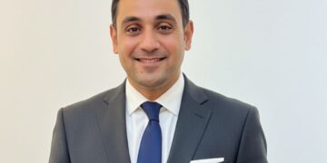 محمود الحلفاوي يحذر من الركود التضخمي العالمي وينصح بتنويع المحافظ الاستثمارية    