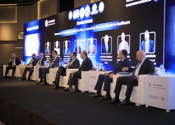 قمة الاستثمار في الرعاية الصحية: توافق حكومي–خاص لإطلاق توسعات كبرى وتحفيز الصناعات الطبية حتى 2030