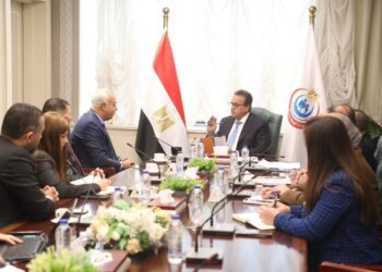 وزير الصحة يستقبل وفد جمجوم فارما لبحث تعزيز التعاون وتوطين صناعة الدواء