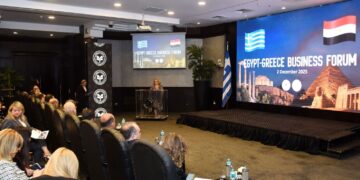 هيئة الاستثمار تؤكد التزام مصر بتهيئة بيئة جاذبة للشركات اليونانية