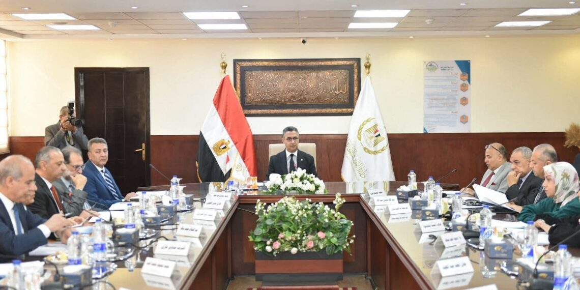 وزير التموين يترأس اجتماع الجمعية العامة للمصرية القابضة للصوامع والتخزين
