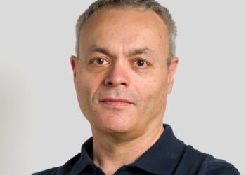 انخفاض الدولار مع تصاعد حظوظ مرشح مقرّب من ترامب لرئاسة الفيدرالي