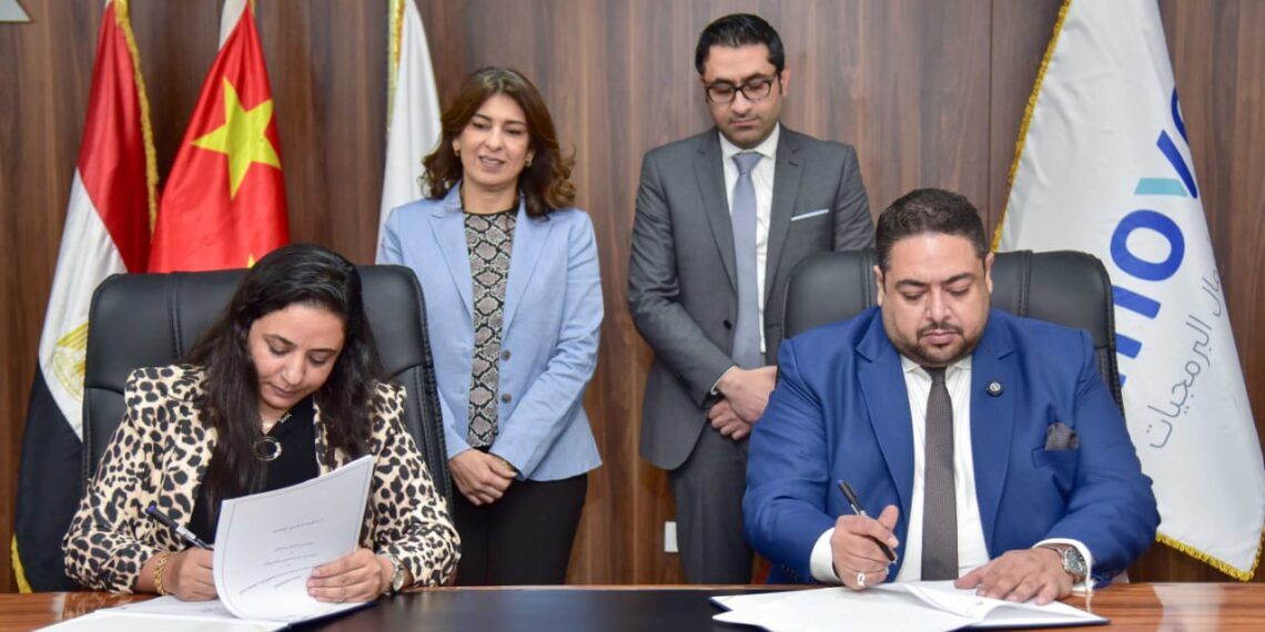 إنوفيرا توقع اتفاقية تعاون مع الجامعة المصرية الصينية لإنشاء مركز للتعليم المستمر
