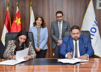 إنوفيرا توقع اتفاقية تعاون مع الجامعة المصرية الصينية لإنشاء مركز للتعليم المستمر