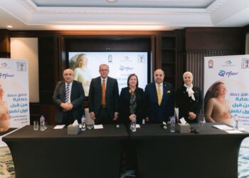 ﻓﺎﯾﺰر ﺗﻄﺮح ﻟﻘﺎحًا ﻟﻸﻣﮭﺎت اﻟﺤﻮاﻣﻞ  لوقاية المواليد من الفيروس المخلوي التنفسي